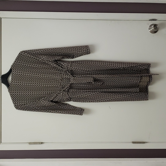 Motherhood dress brown and tan diamond shapes - Picture 6 of 7